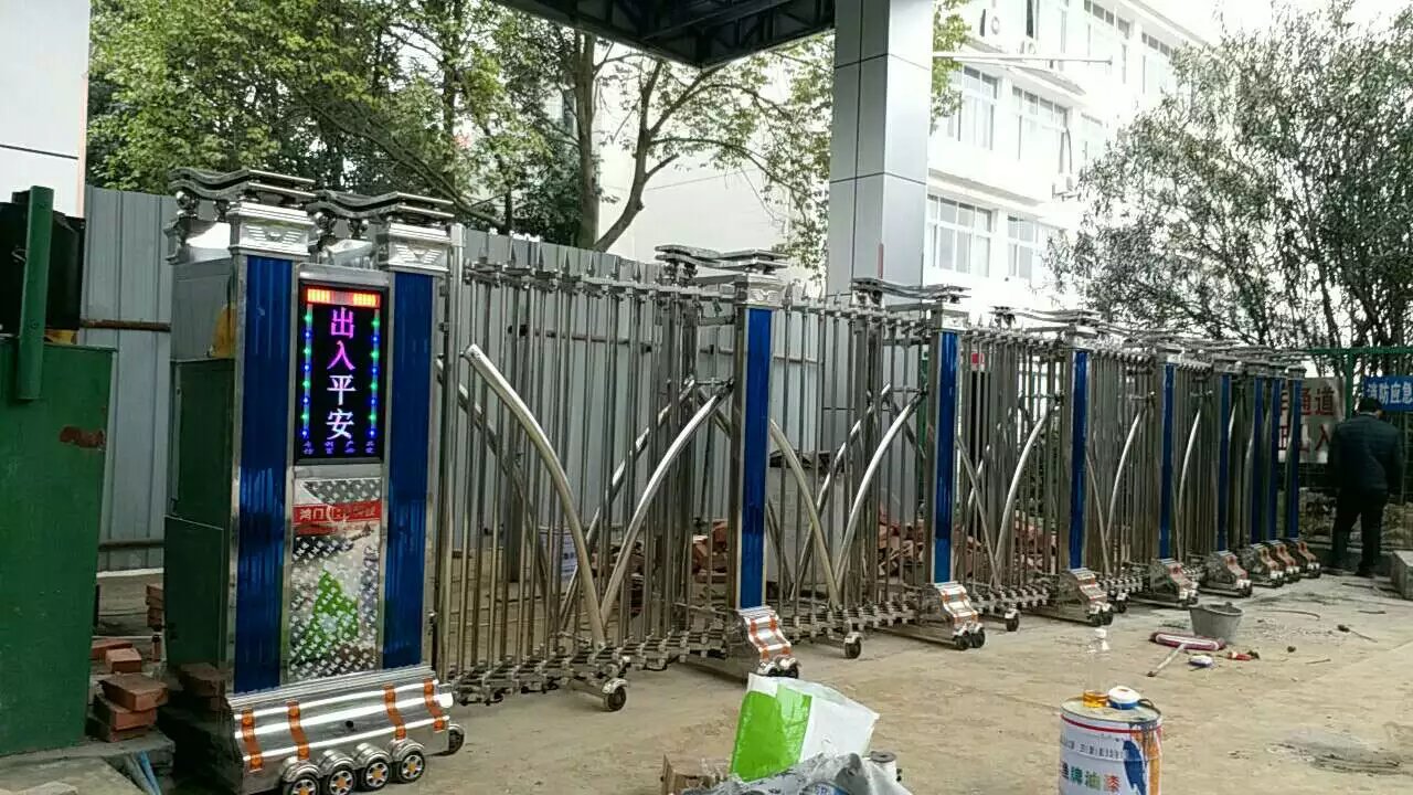 钦州钦南区钦州钦南区四川绵阳市飞机场伸缩门